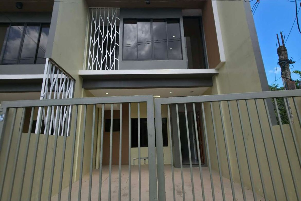 Brand new House and lot for sale in Banawa Guadalupe Cebu City