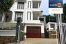 Rumah dijual dengan 6 kamar tidur di Perumahan Bukit Golf Riverside, Leuwinanggung, Jawa Barat