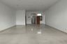 Commercial for rent in Cigereleng, West Java