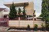Rumah dijual dengan 5 kamar tidur di Kembangan Selatan, Jakarta