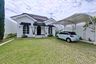 4 Bedroom House for sale in Sukajadi, West Java