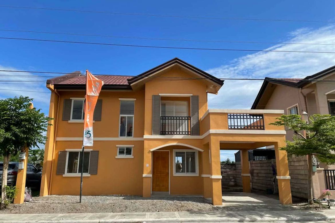 5 Bedroom 2-storey house and lot in Gensan | Camella Cerritos - Resale