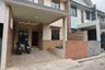 4 Bedroom House for sale in Turangga, West Java
