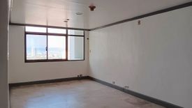 3 Bedroom Condo for sale in San Antonio, Metro Manila near MRT-3 Ortigas, Pasig, Metro Manila - Photo 2