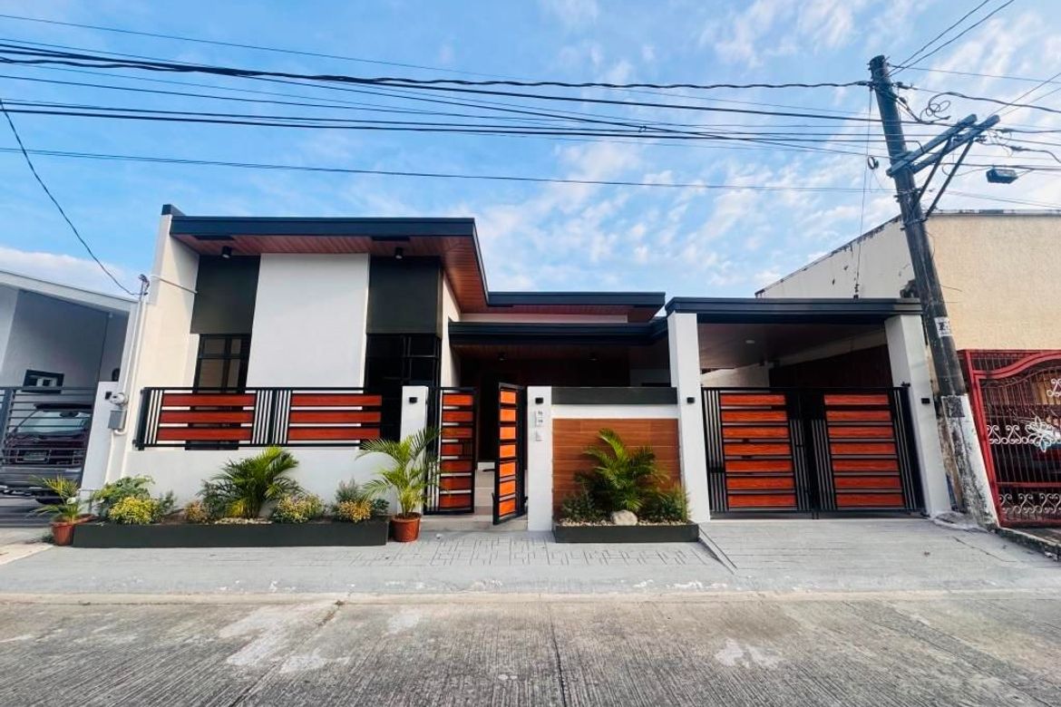 BRAND NEW BUNGALOW HOUSE AND LOT FOR SALE IN BFRV LAS PINAS CITY