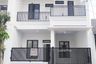 Rumah dijual dengan 4 kamar tidur di Medan Satria, Jawa Barat