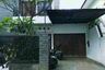 Townhouse dijual dengan 5 kamar tidur di Tanjung Barat, Jakarta