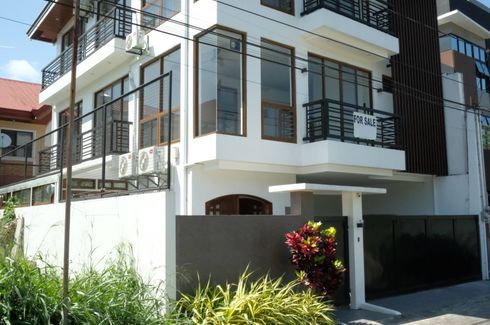 2 Bedroom Condo for sale in San Lorenzo, Metro Manila, Makati, Metro Manila