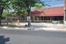 Rumah dijual atau disewa dengan 4 kamar tidur di Kesambi, Jawa Barat