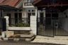 Rumah disewa dengan 4 kamar tidur di Pancoran Mas, Jawa Barat