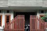5 Bedroom House for sale in Cihapit, West Java