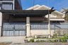 4 Bedroom House for sale in Waru, East Java