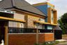 4 Bedroom House for Sale or Rent in Blimbing, East Java