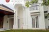 Rumah dijual dengan 4 kamar tidur di Ciangsana, Jawa Barat