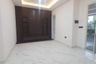 Rumah dijual dengan 5 kamar tidur di Made, Jawa Timur