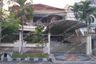 7 Bedroom House for sale in Gubeng, East Java