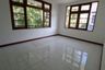 Rumah disewa dengan 4 kamar tidur di Kelapa Gading Barat, Jakarta
