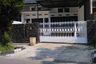 Rumah dijual dengan 5 kamar tidur di Lengkong, Jawa Barat