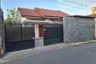 6 Bedroom House for sale in Sukajadi, West Java