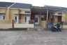 3 Bedroom House for sale in Damarsi, East Java