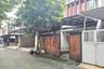 Rumah dijual dengan 3 kamar tidur di Rungkut Kidul, Jawa Timur