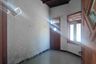 Rumah dijual dengan 3 kamar tidur di Tandes, Jawa Timur