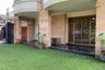 Rumah dijual dengan 8 kamar tidur di Lembang, Jawa Barat