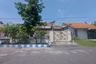 Rumah dijual dengan 4 kamar tidur di Medokan Ayu, Jawa Timur