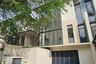 Rumah dijual dengan 4 kamar tidur di Menteng, Jakarta