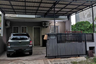 4 Bedroom House for sale in Kali Rungkut, East Java