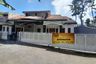 Rumah disewa dengan 4 kamar tidur di Sardonoharjo, Yogyakarta