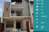 Villa dijual dengan 4 kamar tidur di Ngaglik, Jawa Timur