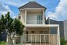 Rumah dijual dengan 4 kamar tidur di Surabaya, Jawa Timur