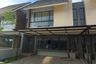 Rumah disewa dengan 4 kamar tidur di Cisauk, Banten