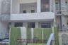 Rumah dijual dengan 5 kamar tidur di Kalisari, Jawa Timur