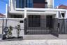 Rumah dijual dengan 5 kamar tidur di Mulyorejo, Jawa Timur