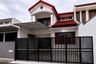Rumah dijual dengan 3 kamar tidur di Duren Sawit, Jakarta