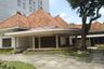 Rumah dijual dengan 6 kamar tidur di Pleburan, Jawa Tengah