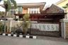 Rumah disewa dengan 4 kamar tidur di Pulo Gadung, Jakarta