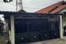 Rumah dijual dengan 3 kamar tidur di Karangpilang, Jawa Timur