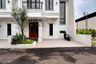 Rumah dijual dengan 4 kamar tidur di Jatimakmur, Jawa Barat