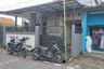 Rumah dijual dengan 3 kamar tidur di Menganti, Jawa Timur