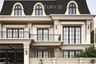 6 Bedroom House for sale in Ciputat, Banten