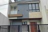Rumah dijual dengan 3 kamar tidur di Meruya Selatan, Jakarta