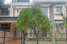 5 Bedroom House for Sale or Rent in Harjamukti, West Java