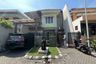 Rumah dijual dengan 4 kamar tidur di Siwalankerto, Jawa Timur
