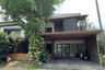 4 Bedroom House for sale in Lidah Wetan, East Java