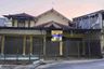 6 Bedroom House for sale in Cigending, West Java