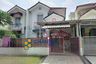 Rumah dijual dengan 4 kamar tidur di Serpong, Banten