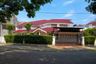Rumah dijual dengan 5 kamar tidur di Menteng Dalam, Jakarta